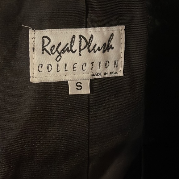 Vintage 1980’s Regal plush faux fur jacket size S - Picture 2 of 5